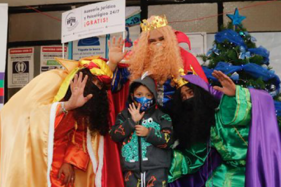 Con niñas y niños celebramos el 6 de enero